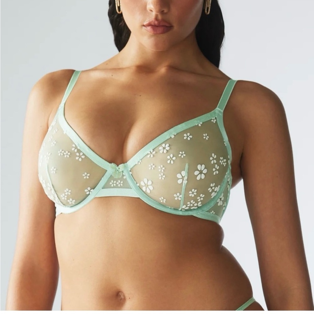 Savage X Fenty Green Lace Underwire Bra